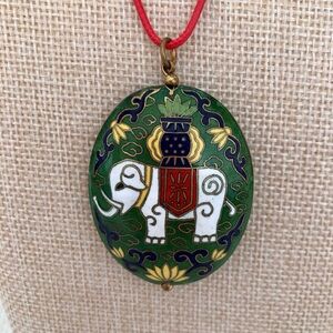 Green Cloisonné Enamel Elephant Pendant Necklace 1.5" x 2" Vintage